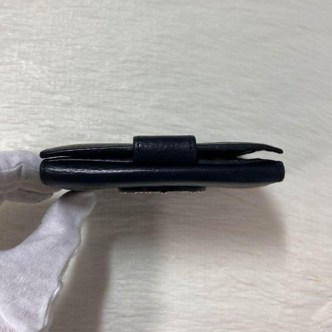 希少モデル　GUCCI グッチ　二つ折り　スタッズ　GG ロゴ　黒　早い者勝ち