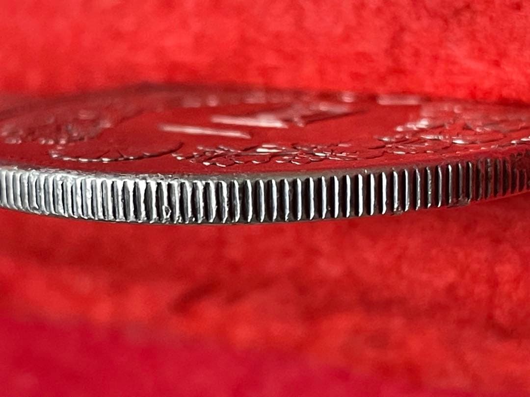 No.0728 古銭 近代銭　新1円銭銀貨 大型 明治19年 前期　本物