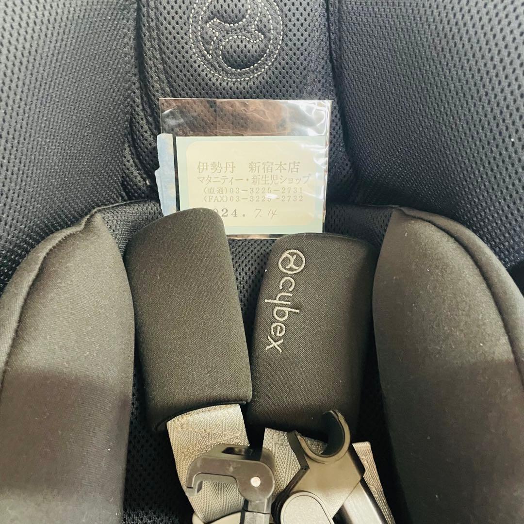 サイベックスチャイルドシート　cloud Ti-size base T