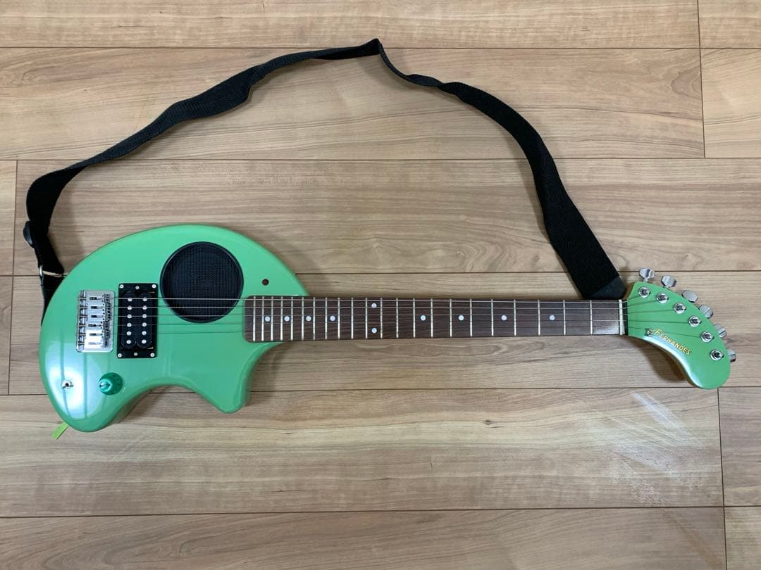 【超美品】FERNANDES ZO-3 グリーン アンプ内蔵ミニギター