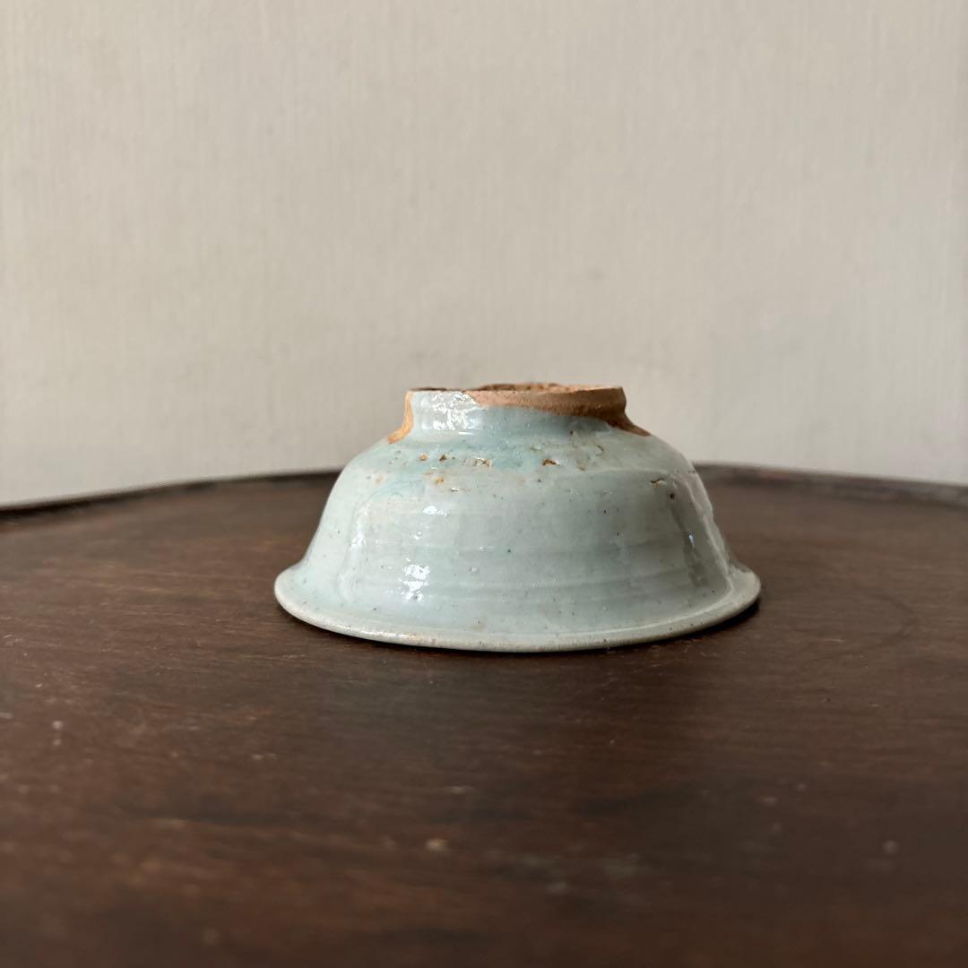 李朝初期堅手　白磁　盃　ぐい呑み　アンティーク.古美術.骨董.韓国骨董.酒器.