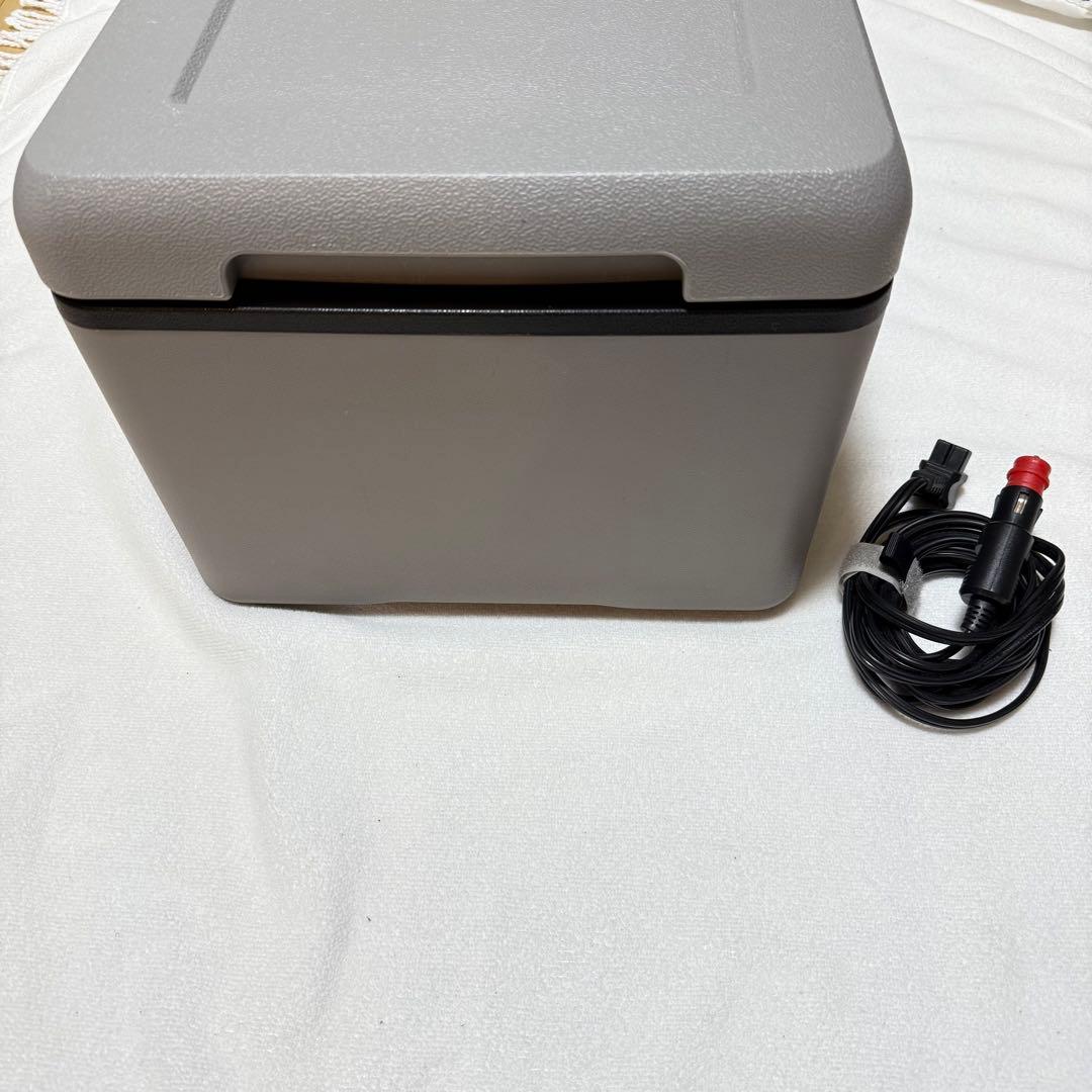 LIVZA ポータブル冷凍冷蔵庫　LCH-9DC