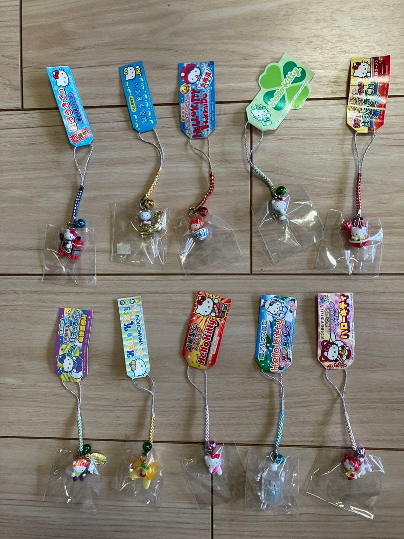 ハローキティ　ご当地キティ　根付け　125個 まとめ