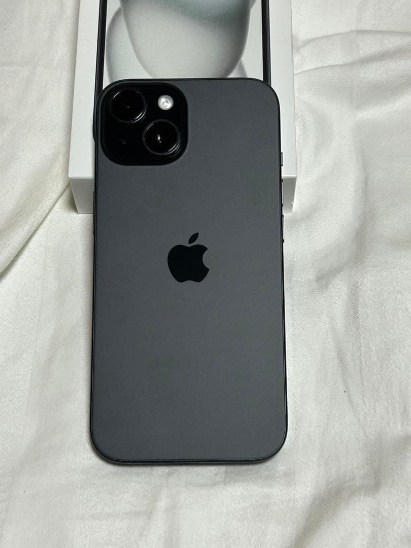 Apple iPhone 15 ブラック 本体 256GB simフリー