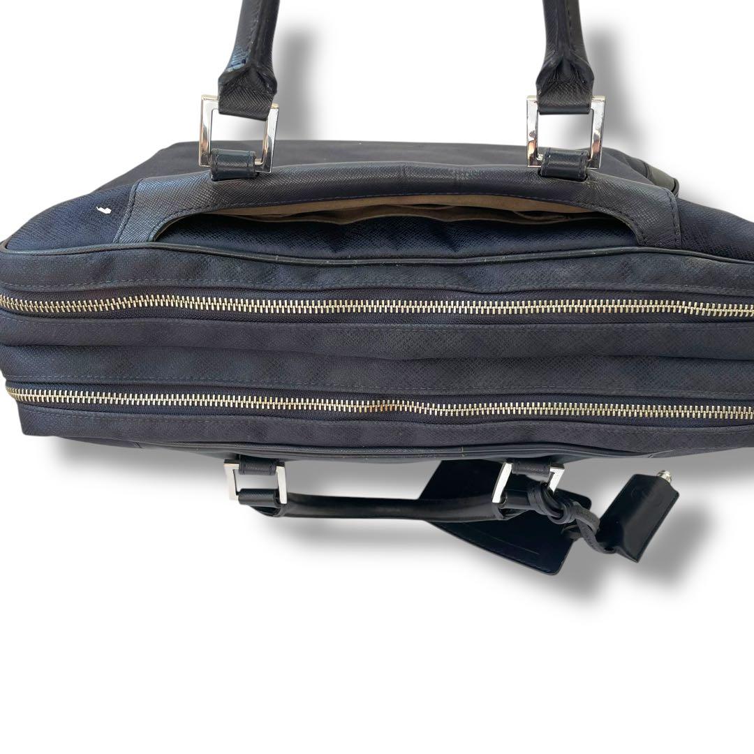【レア】ペッレモルビダ　ビジネスバッグ　2way レザー　A4 ネイビー