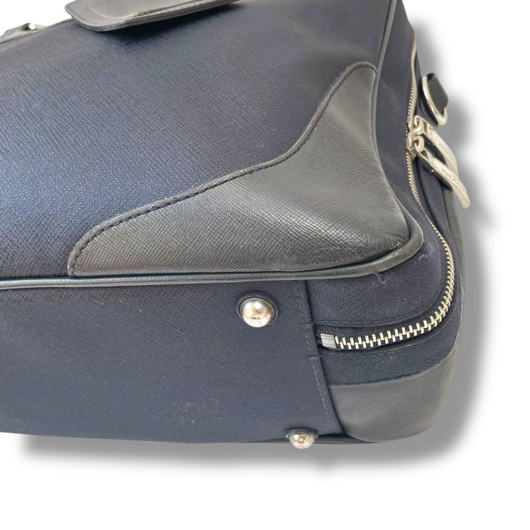 【レア】ペッレモルビダ　ビジネスバッグ　2way レザー　A4 ネイビー