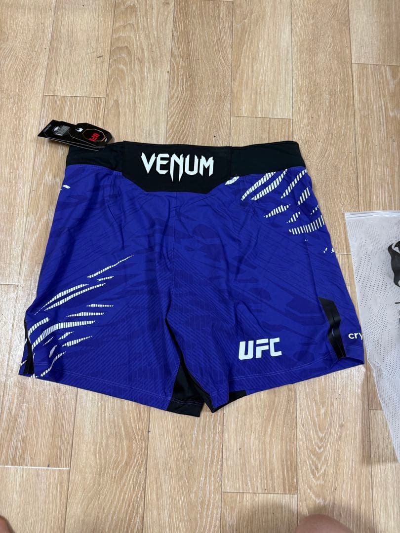 ヴェナム　ufc ファイトショーツ　パンツ　パープル　紫