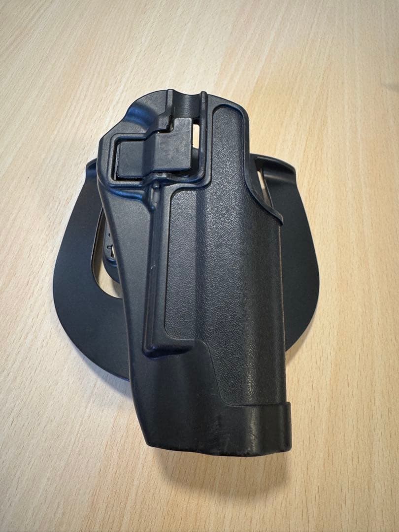 carbon8 M45 CQP ライト＋スペアマガジン＋ホルスター付き