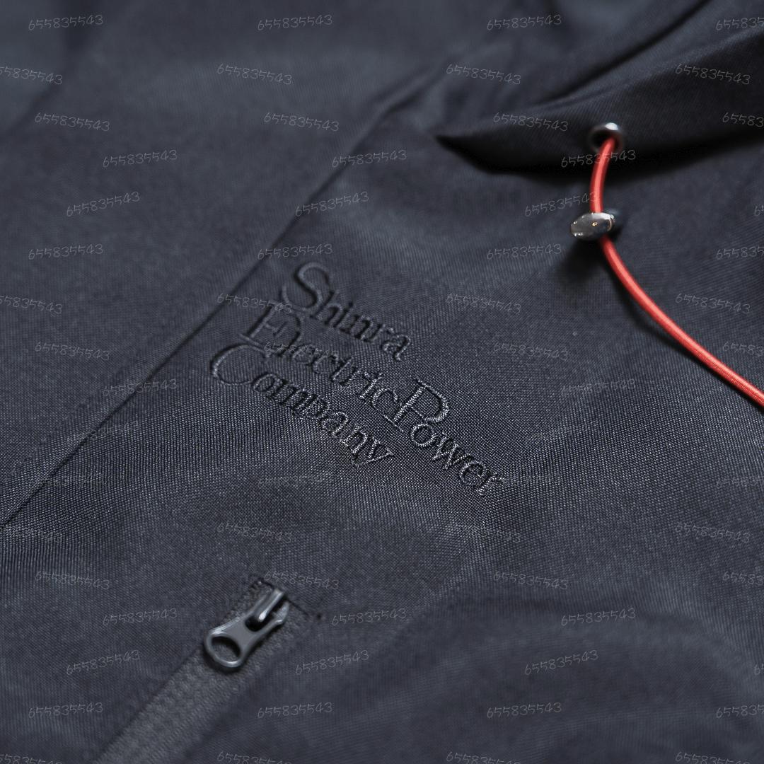 【ARTNIA・スクエニカフェ限定】FF7Rマウンテンパーカー<神羅カンパニー>