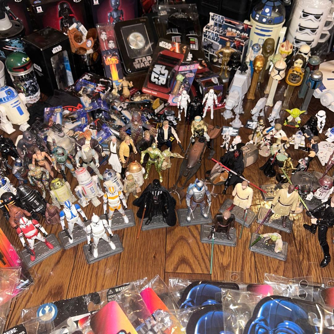STAR WARS スターウォーズ グッズまとめ売り フィギュア 雑貨 本