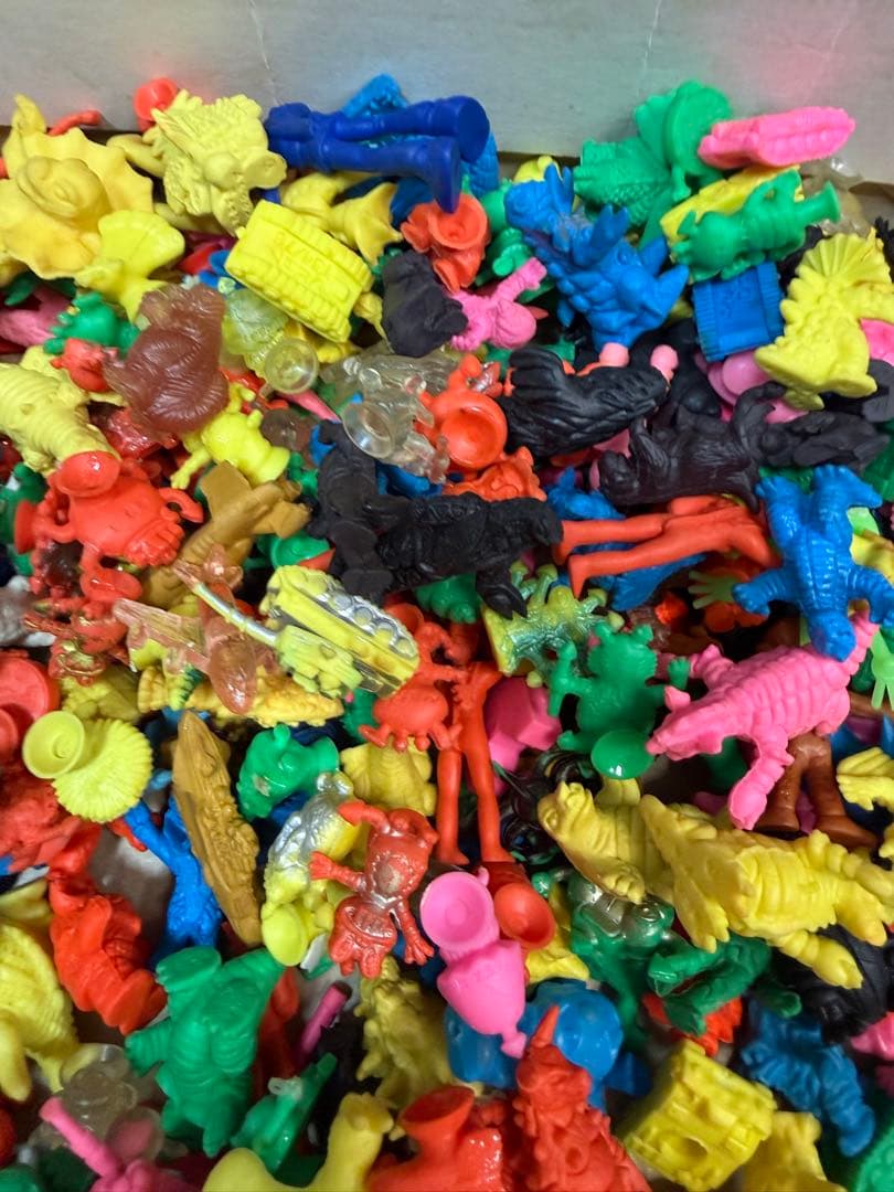 昭和レトロ 怪獣消しゴム 大量まとめ売り ウルトラマン 円谷 ゴジラ 当時物