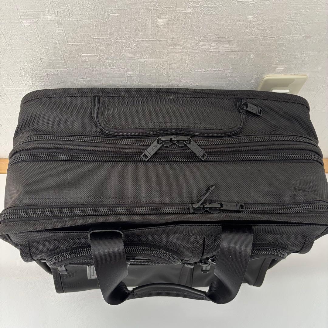 ほぼ美品 TUMI ALPHA アルファ キャリー 拡張機能 26103DH 鍵