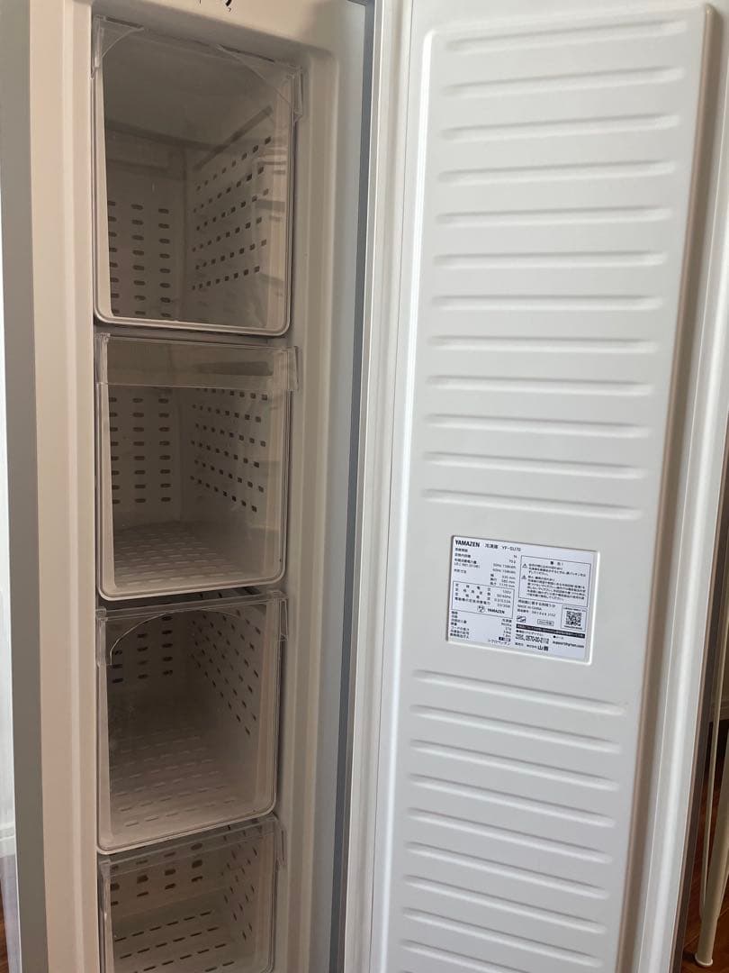 ⭐︎松竹梅⭐︎山善　冷凍庫　YF-SU70 70l 2023年製