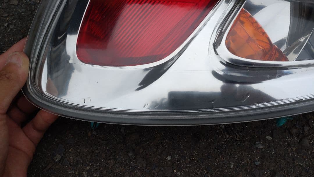 スバル　R2純正オプション　テールランプ