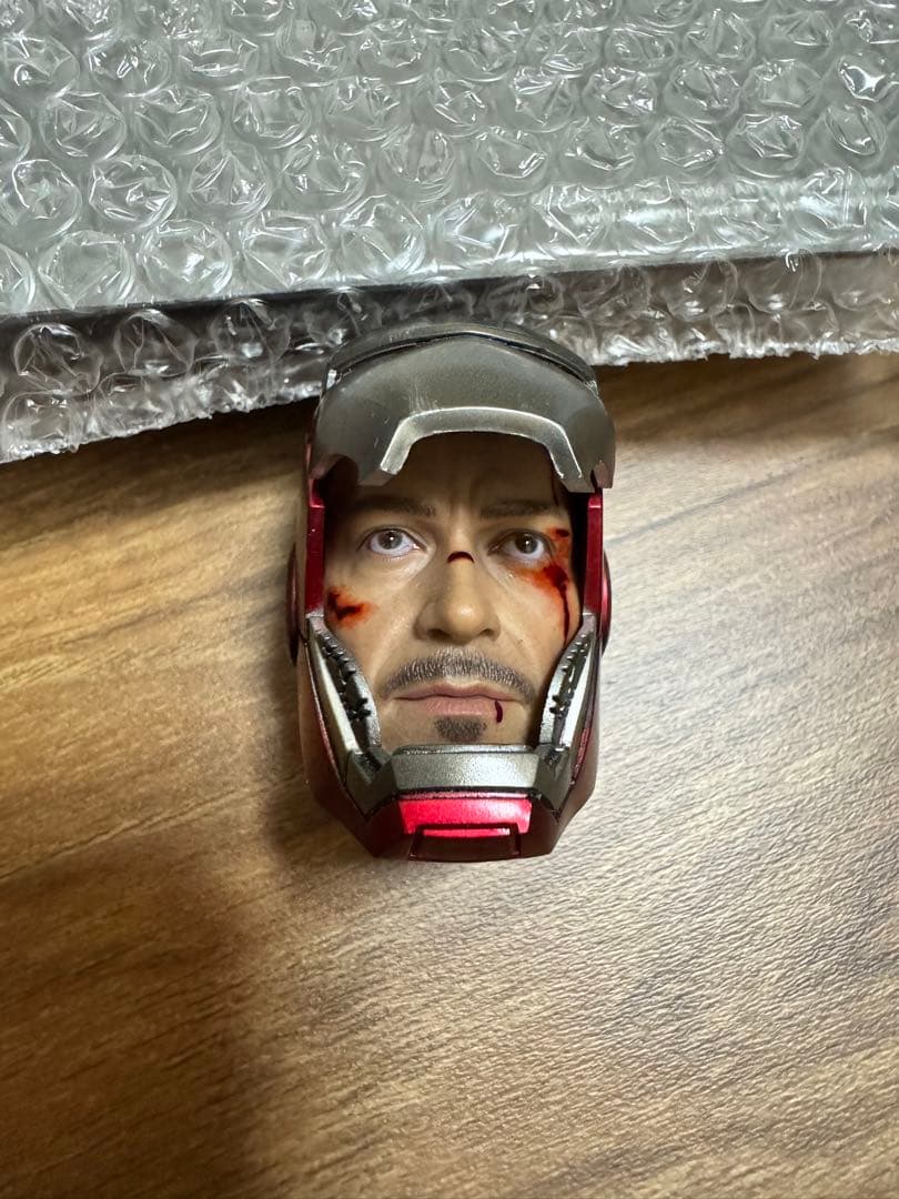 ホットトイズ アイアンマンマーク33シルバーセンチュリオンムービーマスターピース