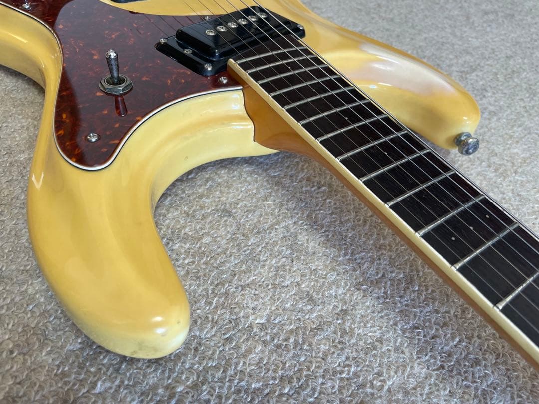 ■モズライト ベンチャーズモデル！訳アリ特価！国産黒雲製 演奏動画あり！