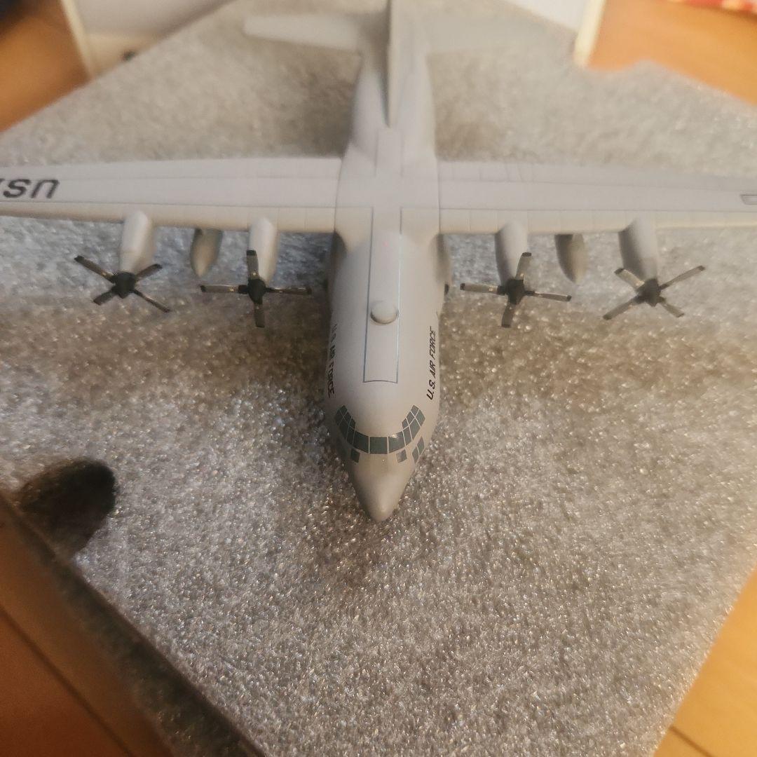 航空機・ヘリコプター HERPA Lockheed C-130 Hercules 1/200