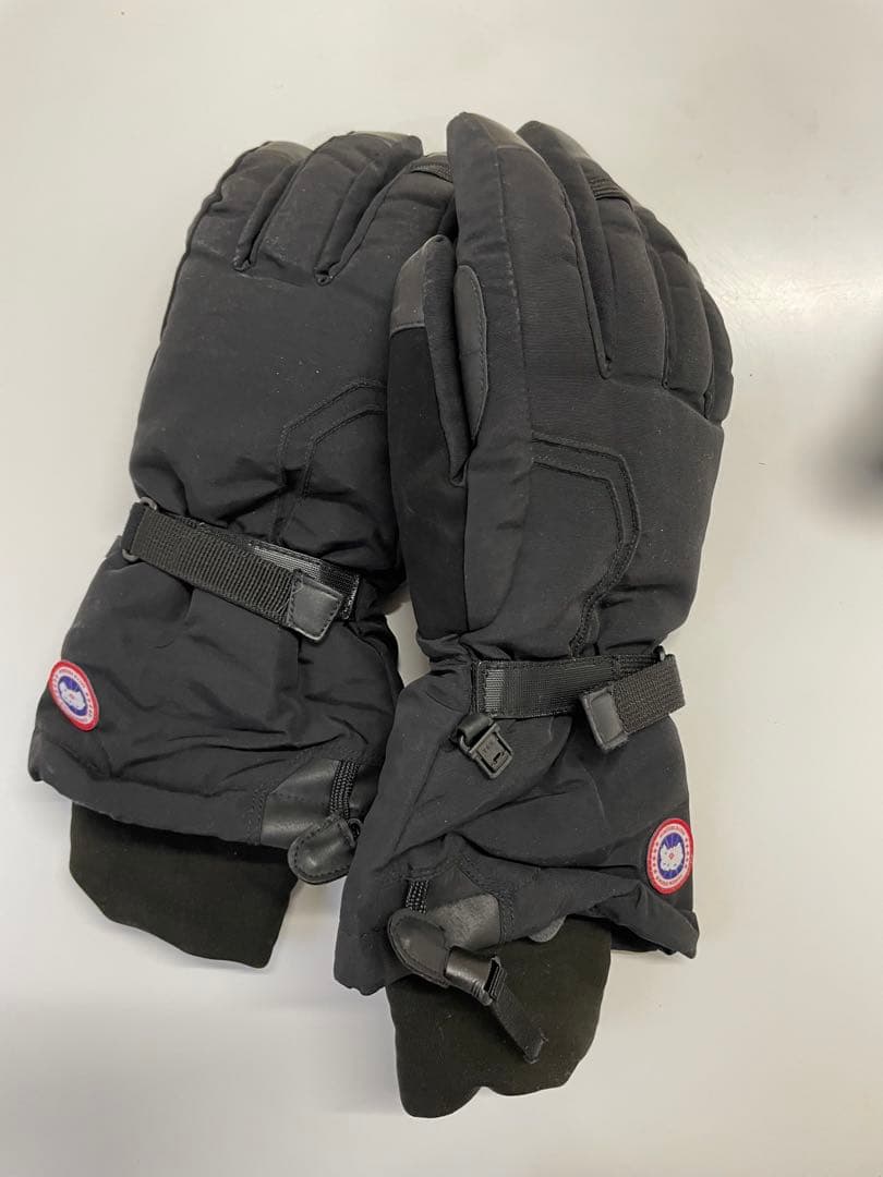 カナダグース　グローブ