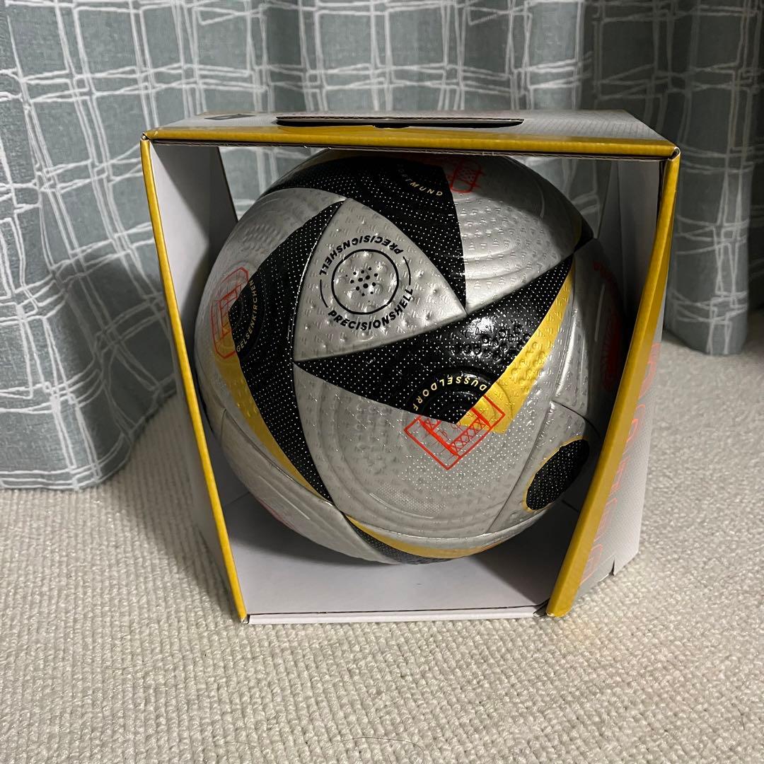 adidas Euro2024 フースバルリーベ フィナーレ AF590F