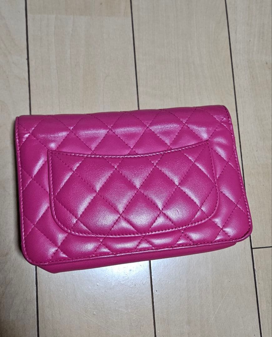 eriy【美品】CHANEL ショルダーバッグ　チェーンウォレット