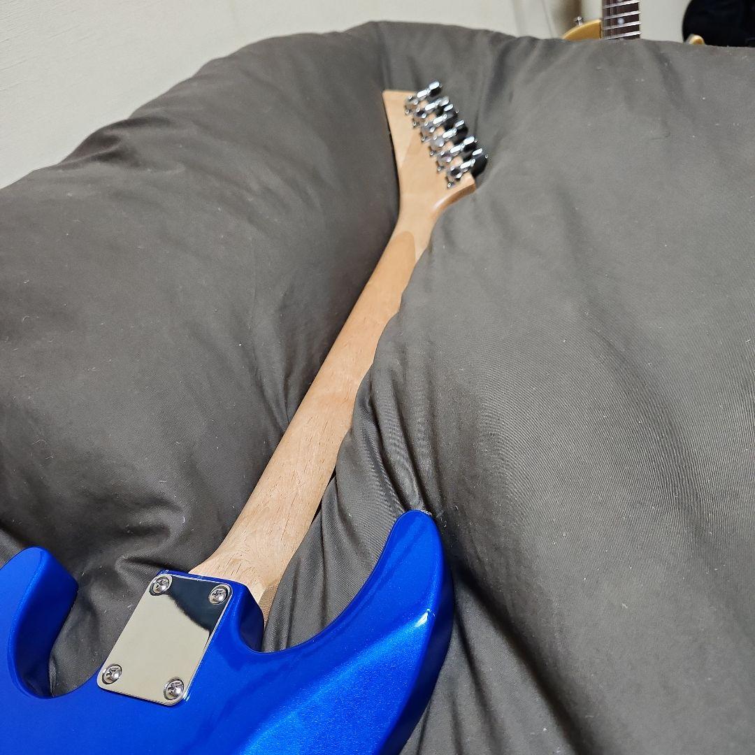 G.W最終セール！！24F メタリックブルー エレキギター