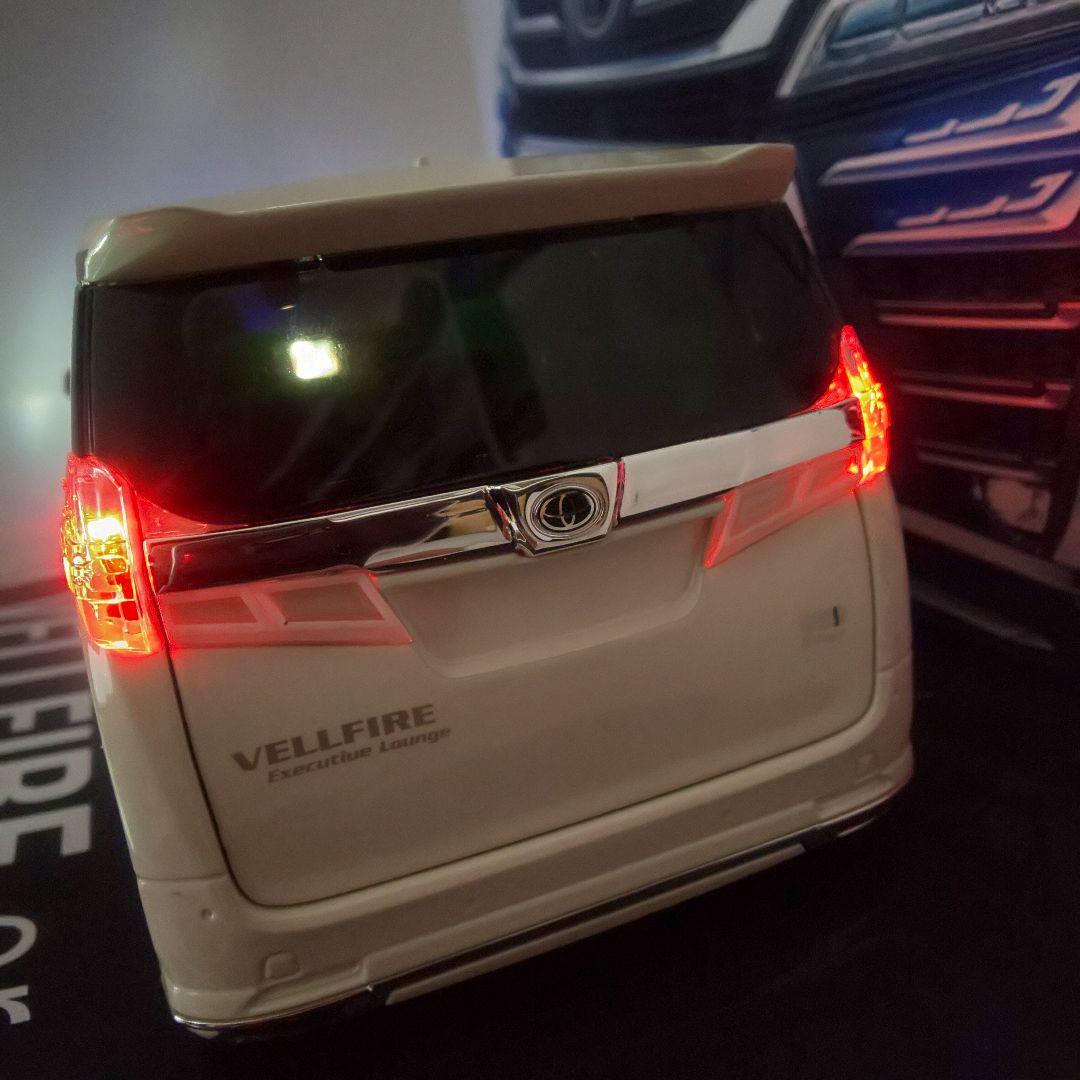 〓katsu〓30後期ヴェルファイア カスタム〓1/18スケール〓