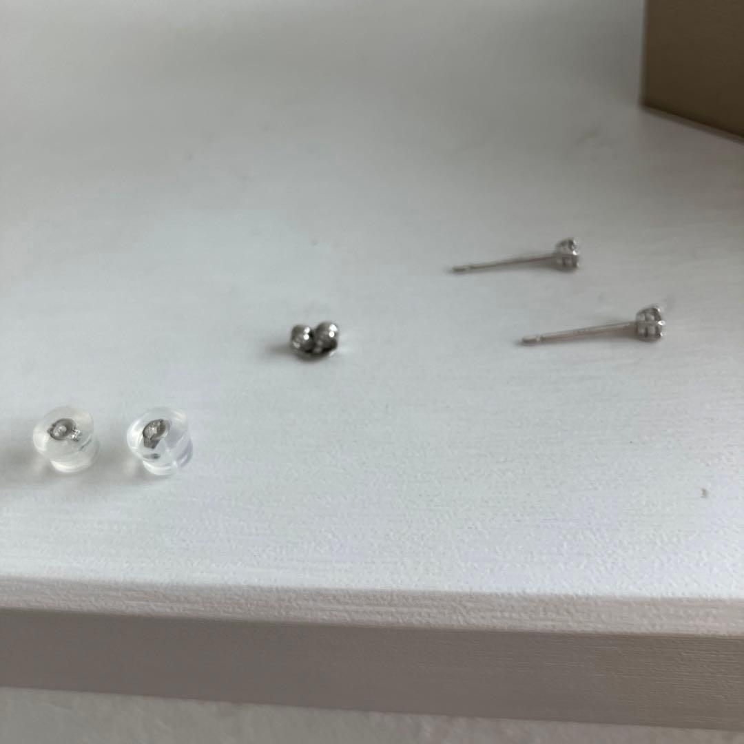 ポンテヴェキオダイヤモンド一粒ピアス