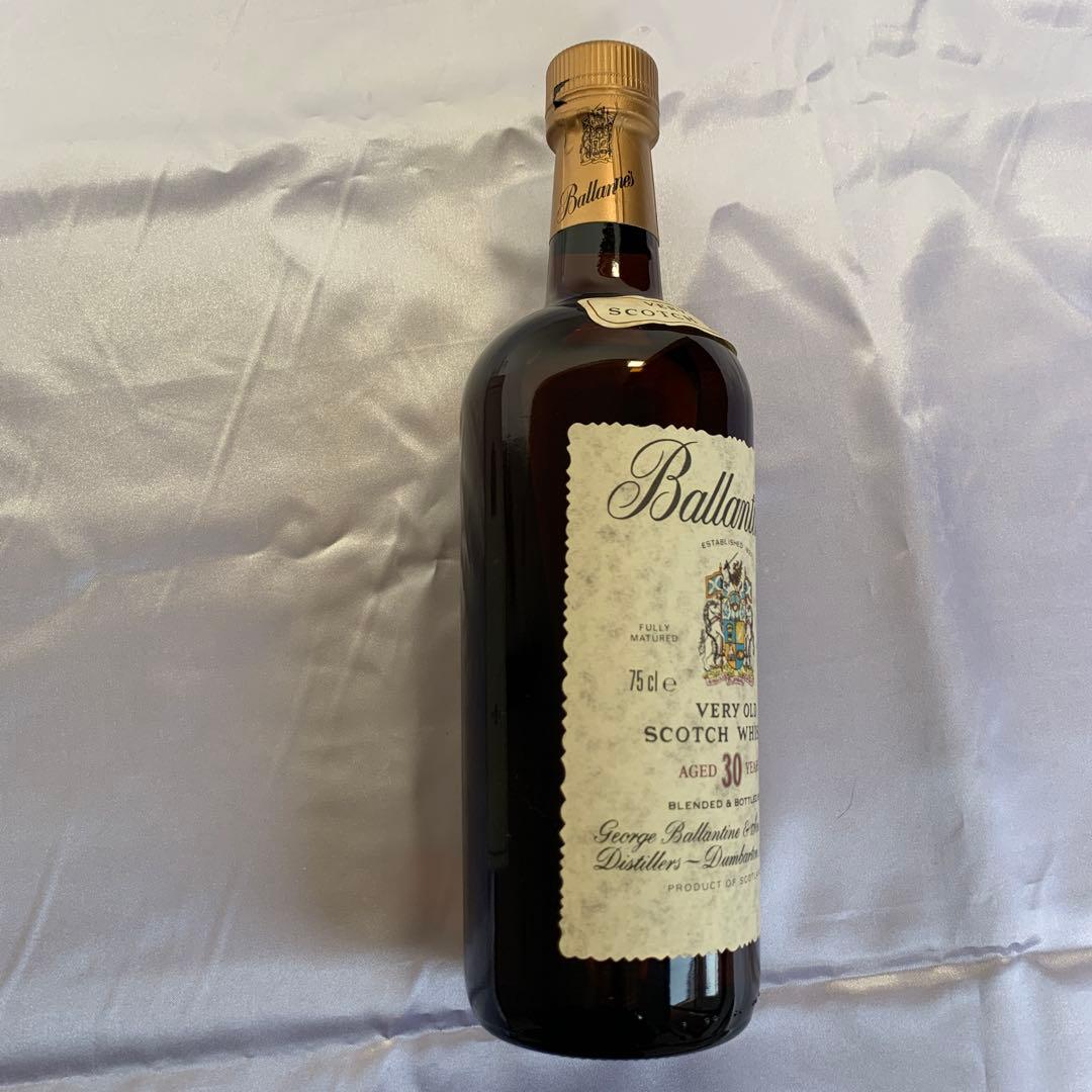 【未開栓希少】古酒　Ballantine's バランタイン30年 750ml箱付