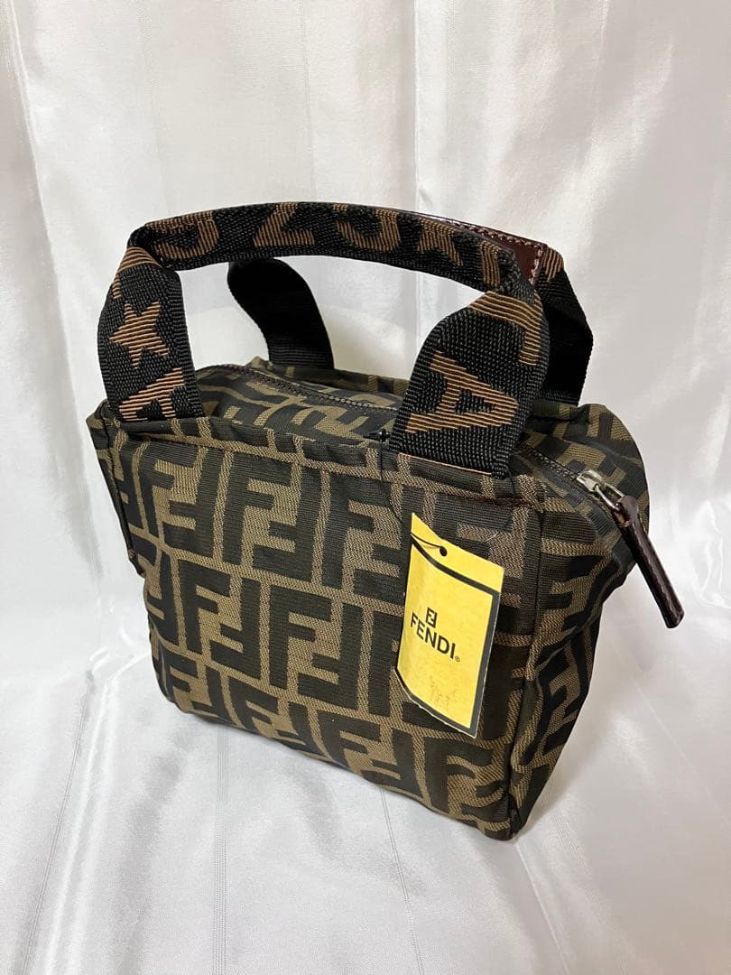 FENDI フェンディ人気 ズッカ柄 ハンドバッグ