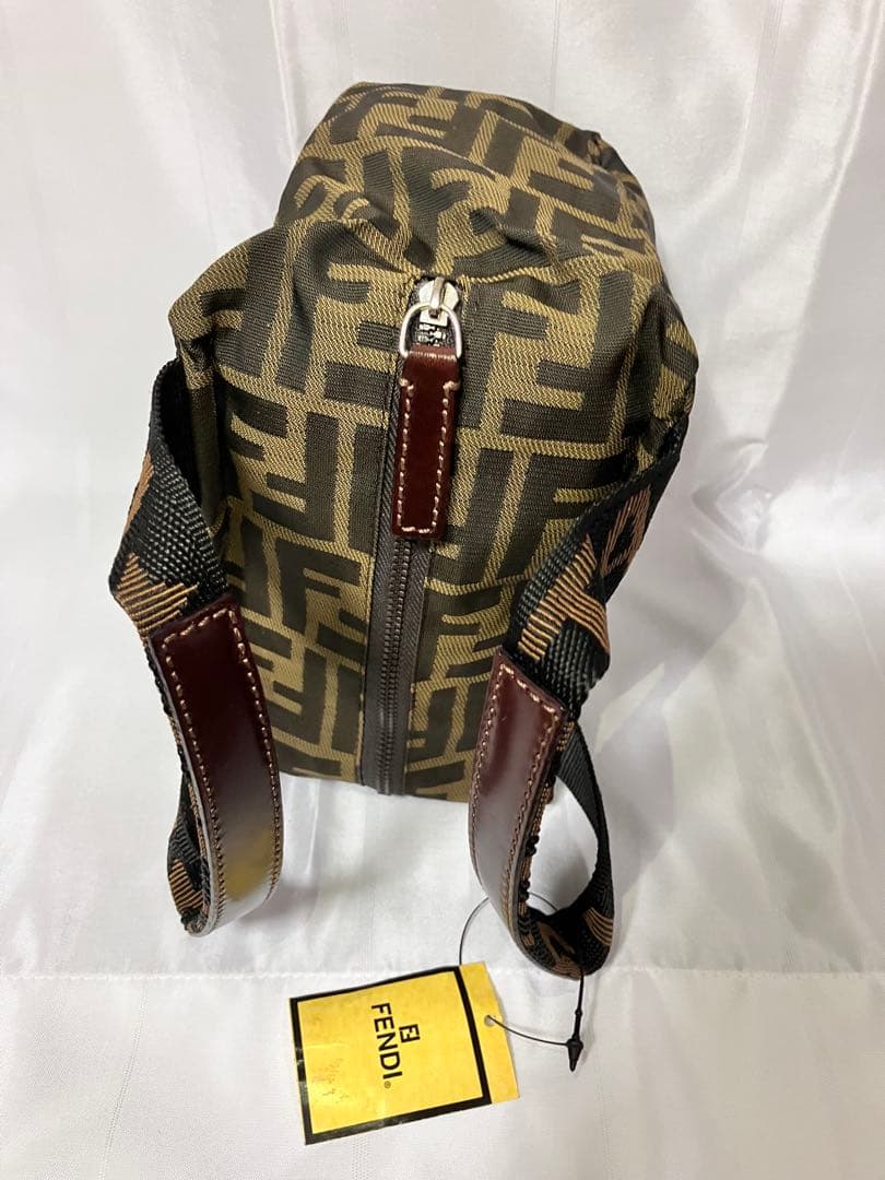 FENDI フェンディ人気 ズッカ柄 ハンドバッグ