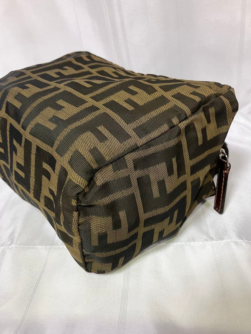 FENDI フェンディ人気 ズッカ柄 ハンドバッグ