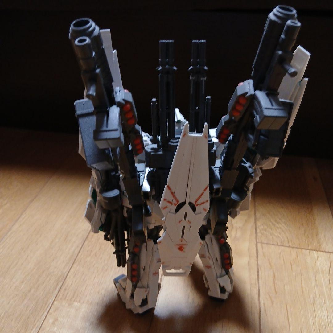 MG ガンプラ ホワイト 1/100