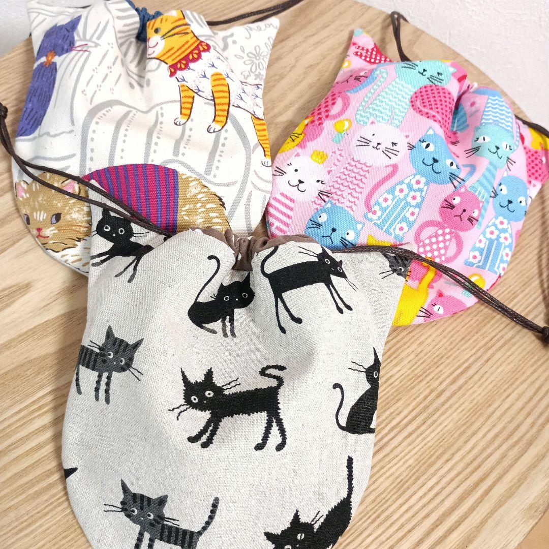 巾着　チャーム　ハンドメイド