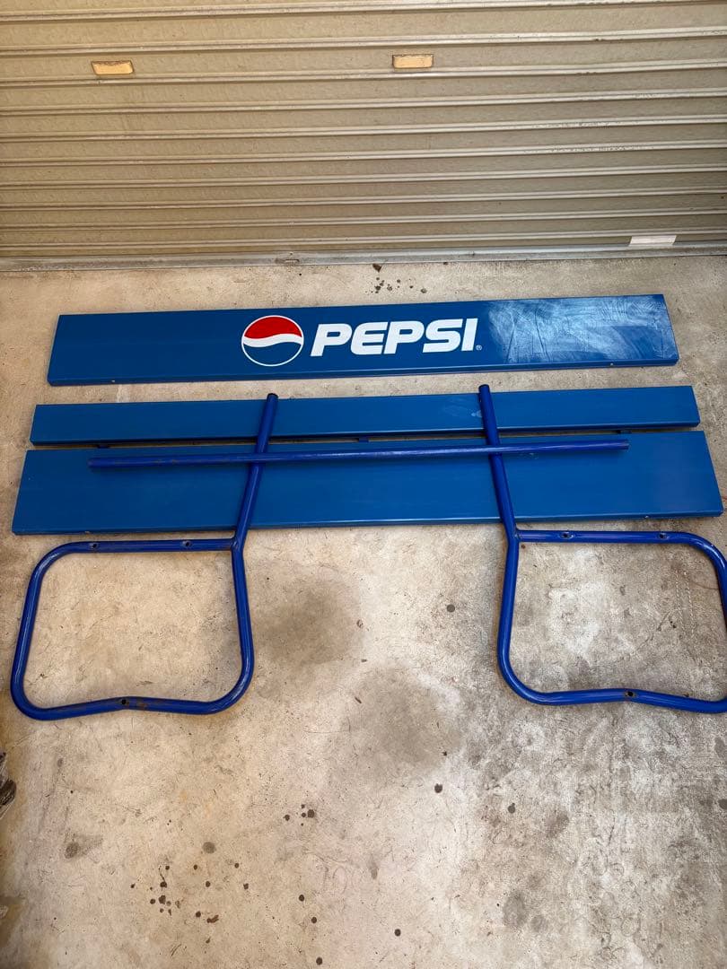 PEPSI ロゴ入り 金属製ベンチ 青