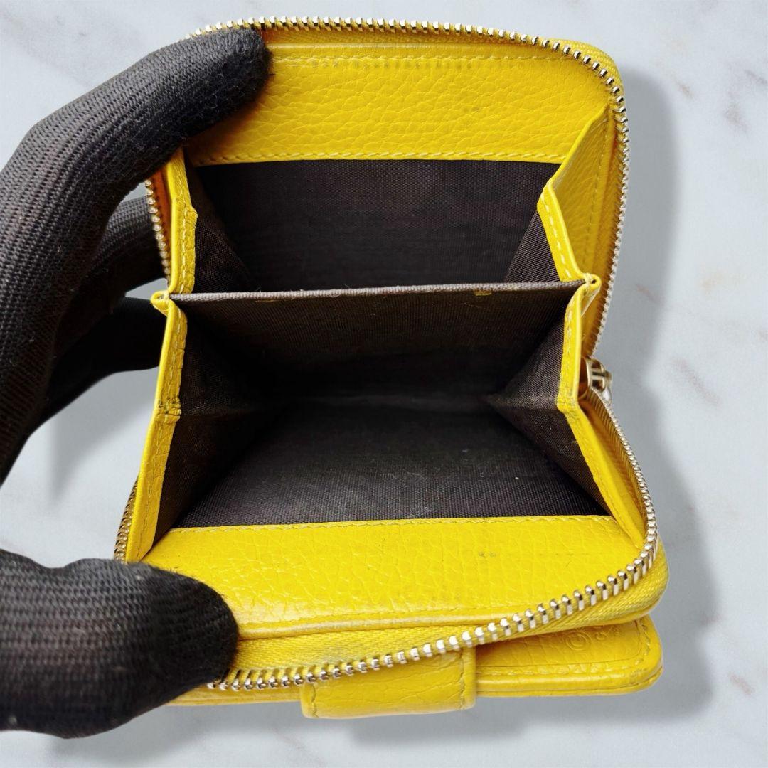 58 GUCCI 二つ折り財布 GGキャンバス h2