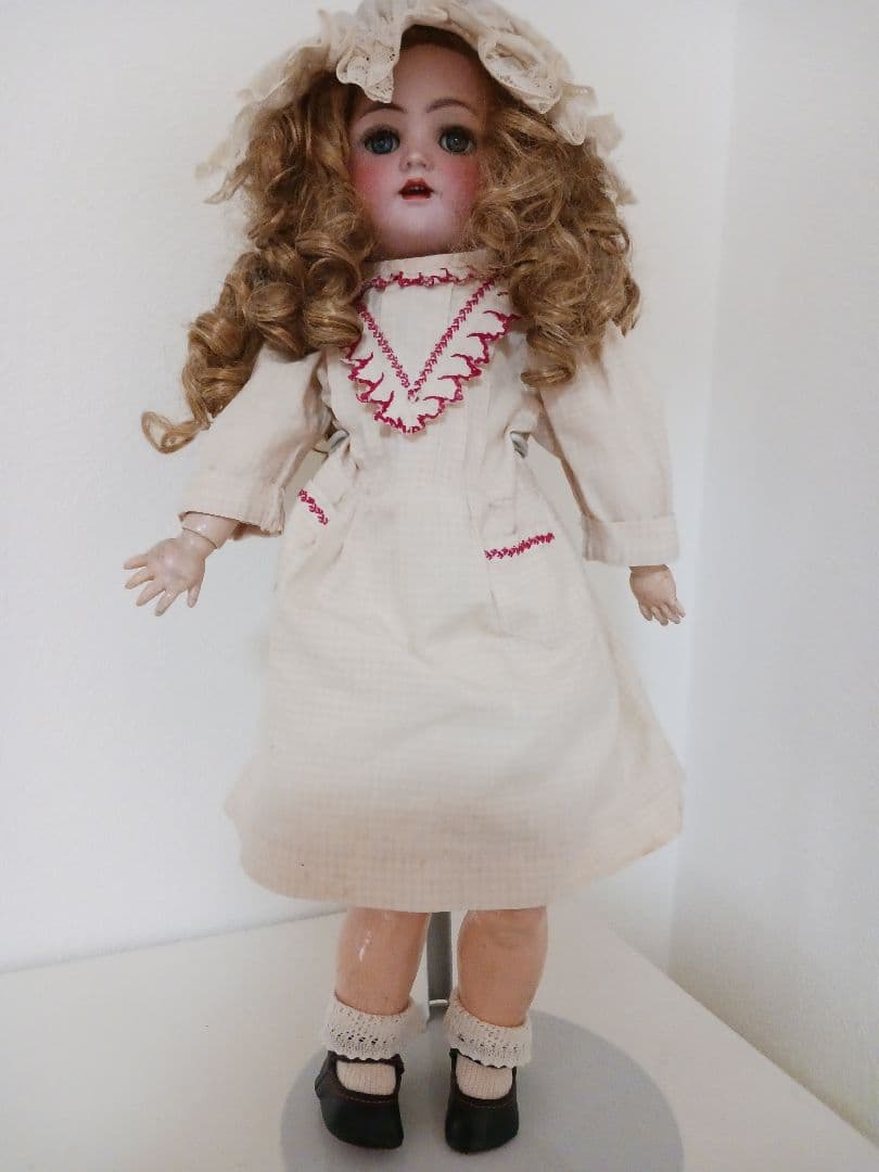 アンティークビスクドール ヘインリッチ(ドイツ) 保証書(星ビル)ポスター 付き