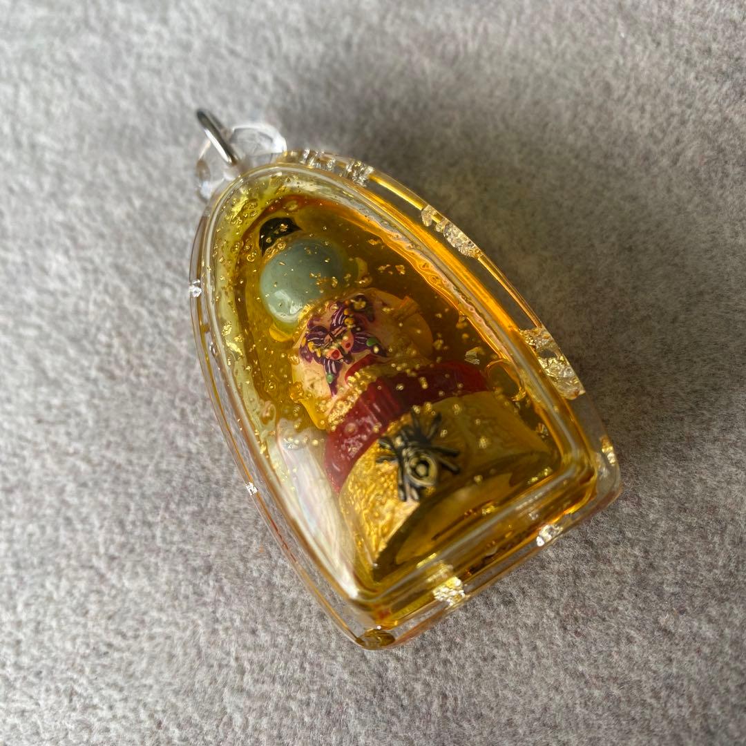 プラクルアン クマントン クリッサナ師 開運 金運 商売 ビジネス運 御守り