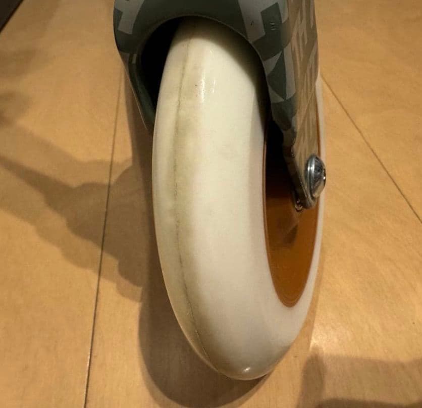 KITH BANWOOD コラボ 　完売品　スケーター　　キックボード