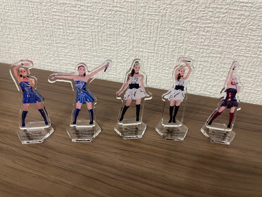 安室奈美恵　アクリルスタンド　25周年
