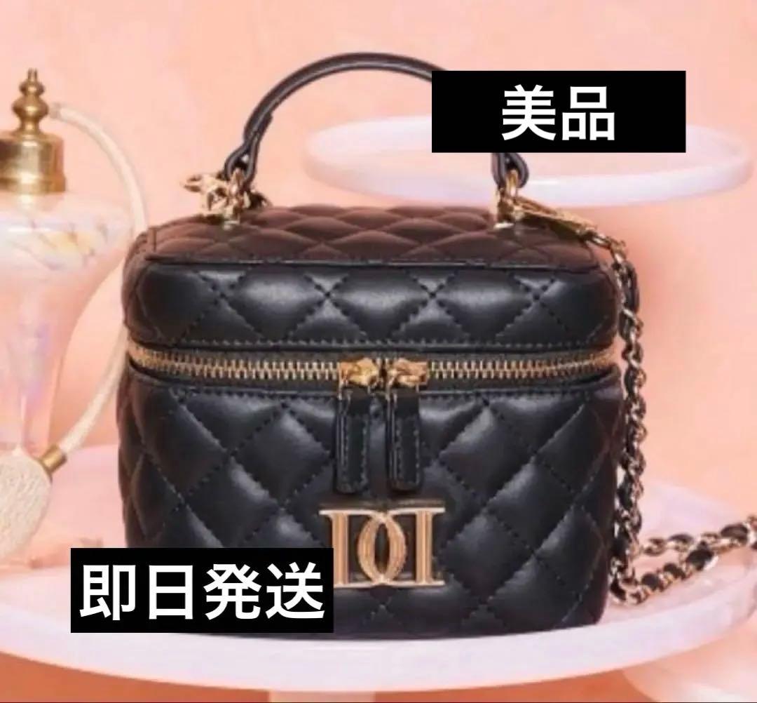 Darich キルティングスクエアミニバッグ