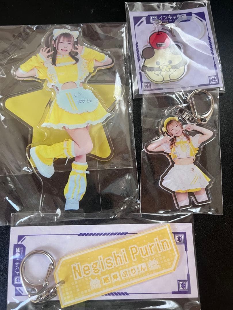 NANIMONO アクリルスタンド＆キーホルダーセット