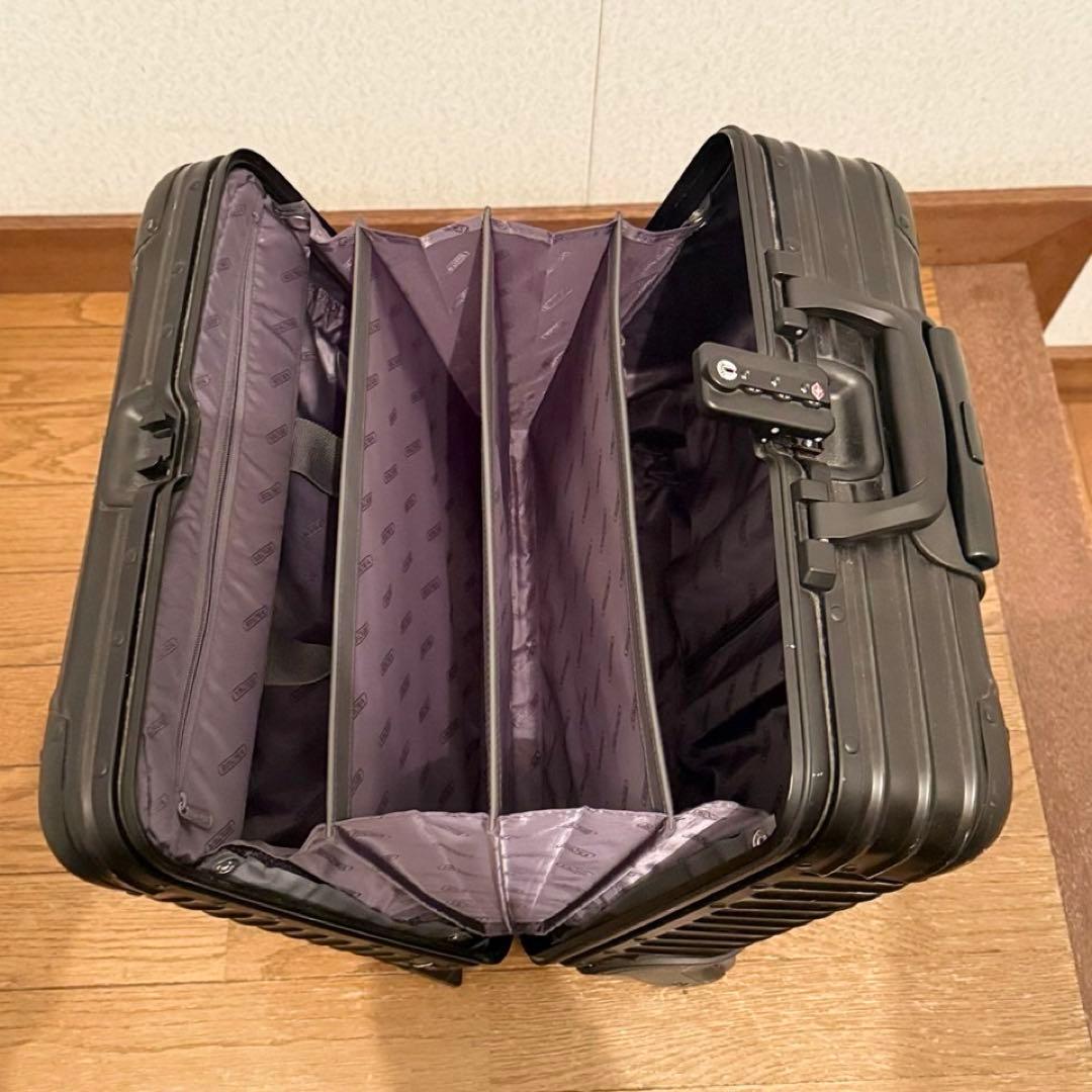 リモワ　ビジネストローリー　2輪