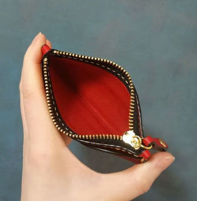 イタリアンレザー小銭入れケース 小物入れ ヌメ革本革 ハンドメイド手縫い