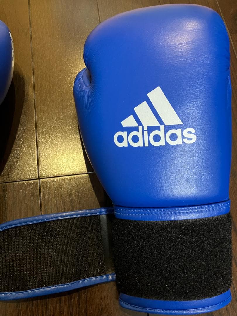 adidas　ボクシンググローブ　10oz