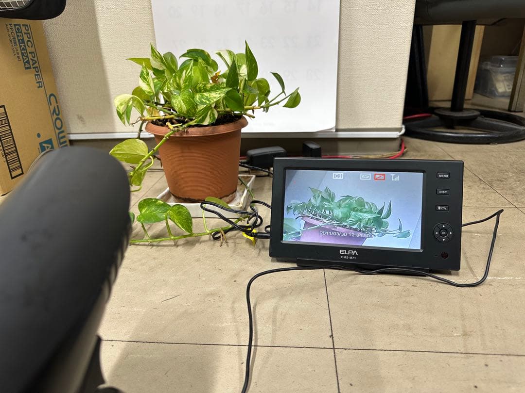 ELPA製 防犯カメラシステム、カメラ1台とモニター付き。中古