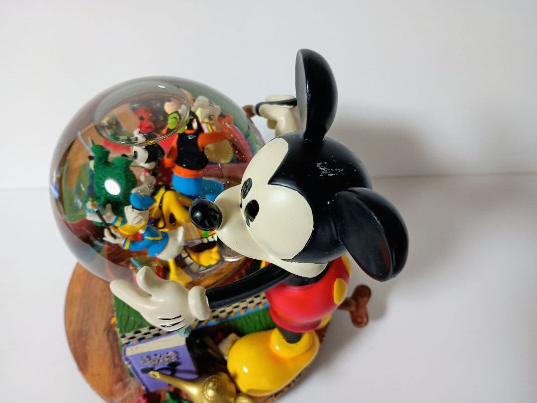 ディズニースノードーム オルゴール