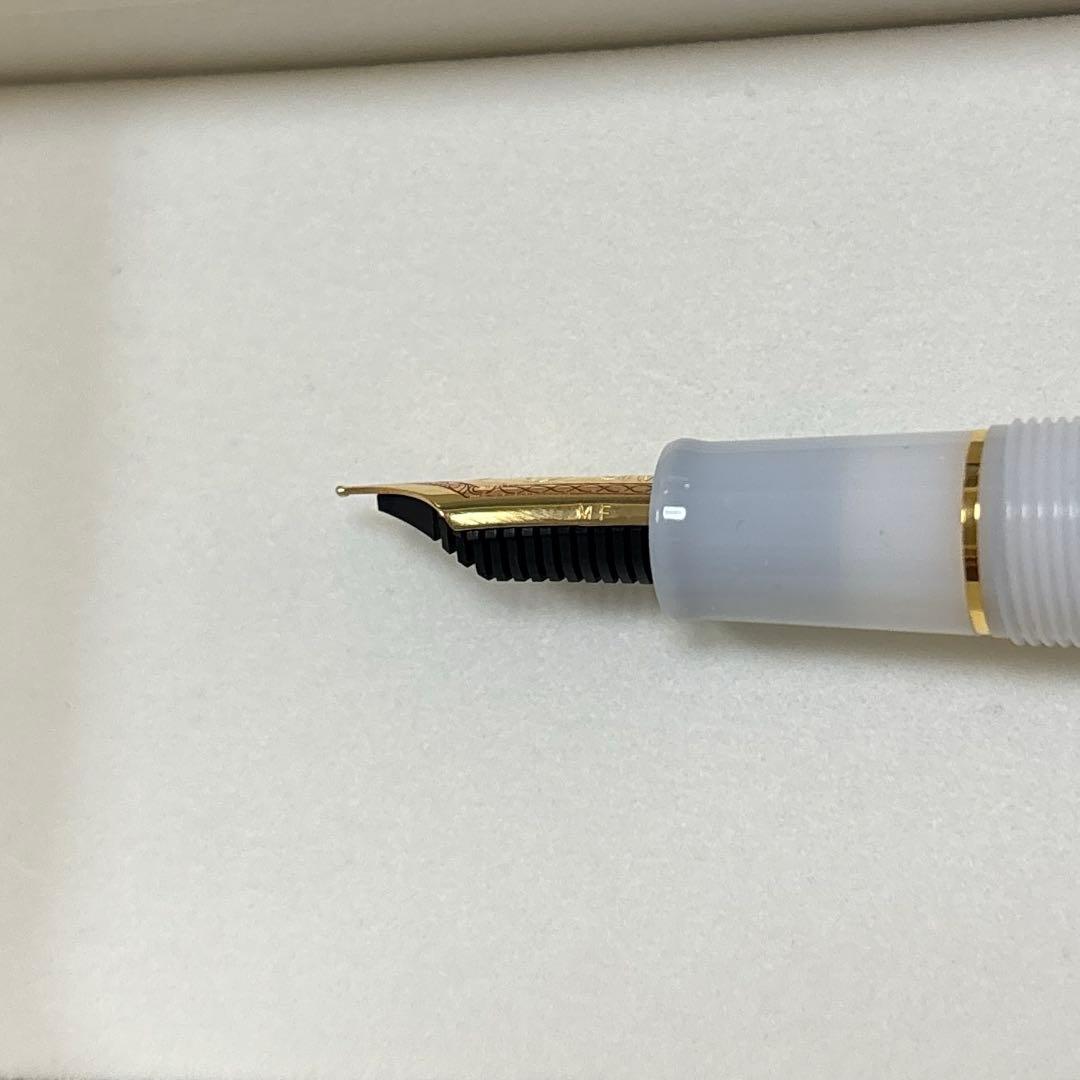 試筆のみ セーラー万年筆 四季織　万年筆　垂雪　MF 中細