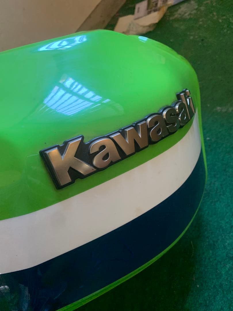 Kawasaki ガソリンタンク グリーン