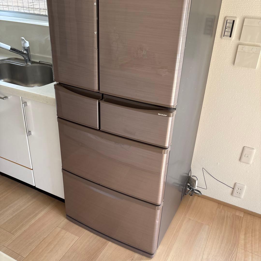 シャープ　グレー ６ドア冷蔵庫 フレンチドア