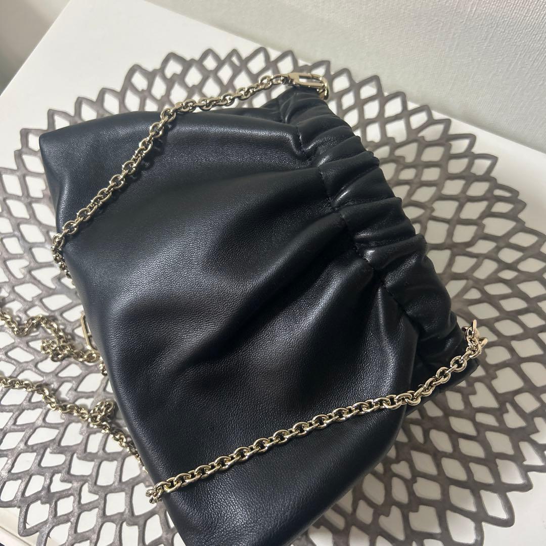 FURLA ブラック ショルダーチェーンバッグ